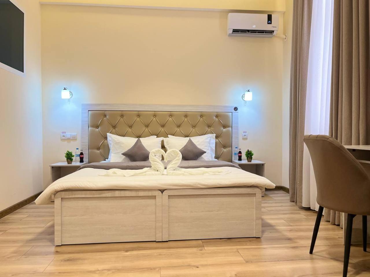 Aks Hotel Tachkent Extérieur photo