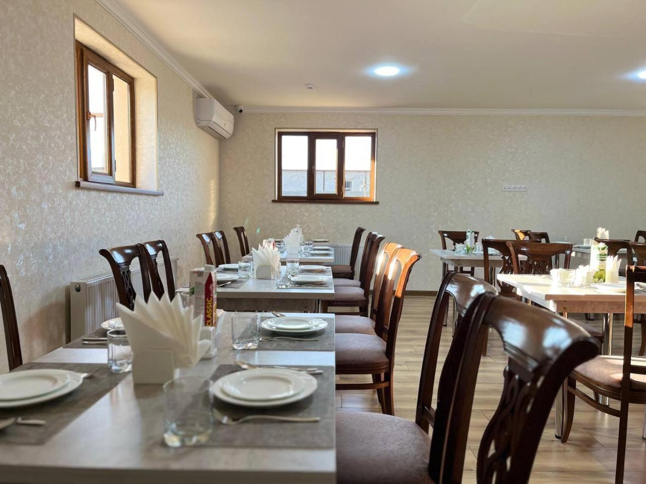 Aks Hotel Tachkent Extérieur photo