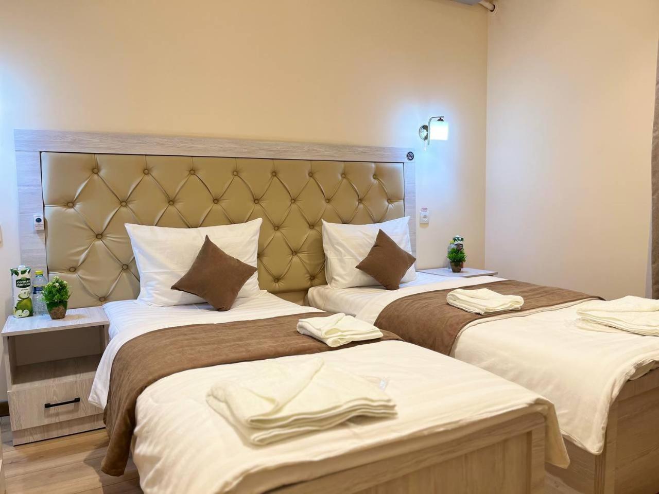 Aks Hotel Tachkent Extérieur photo